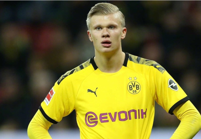 篮球勇士球星训练加量，备战强度升级（勇士球星加码训练，备战强度再升级）