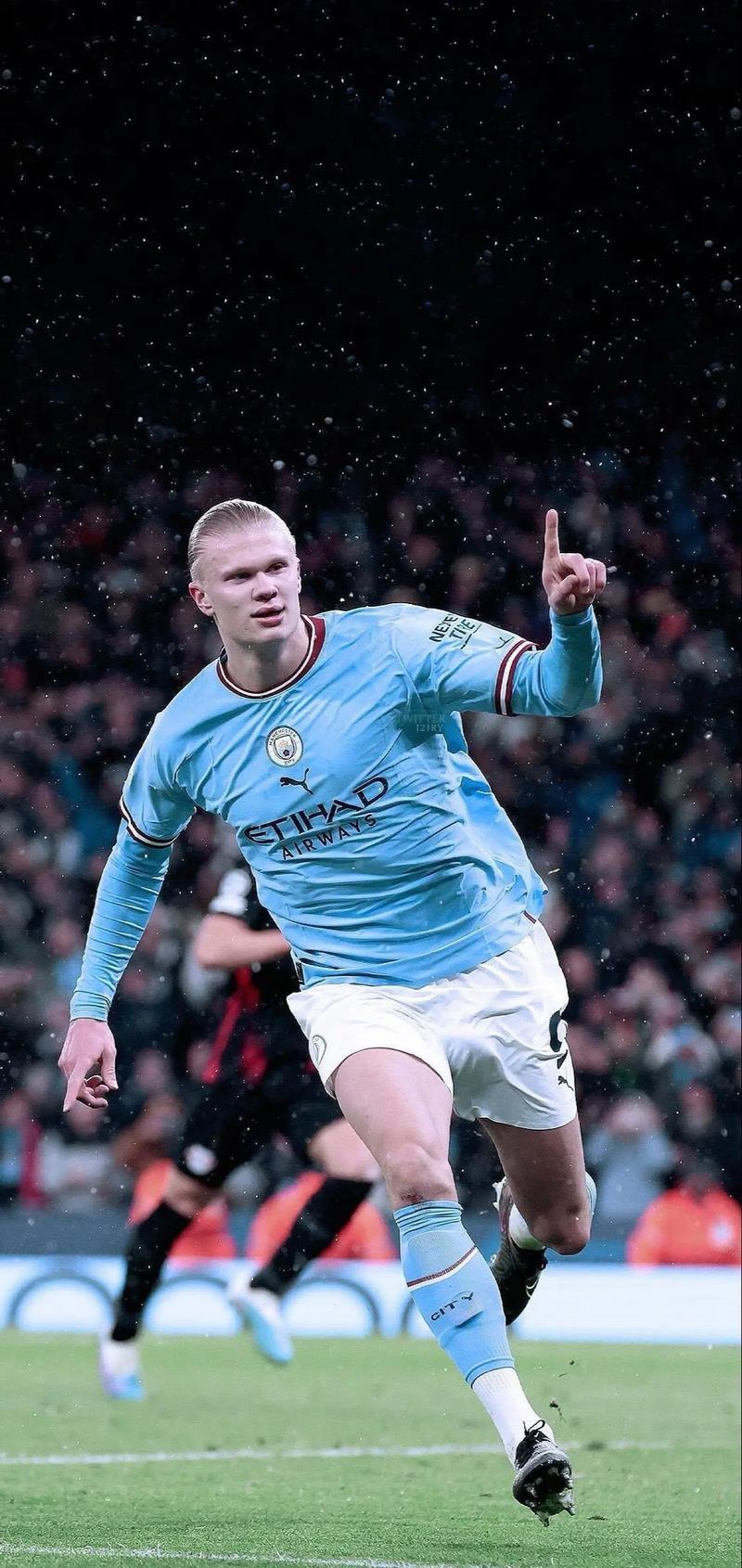 哈兰德有什么特别之处？瓜帅：我不知道，因为我本来就不知道（哈兰德的独特之处在哪？瓜迪奥拉：我也说不准，因为我确实不知道）