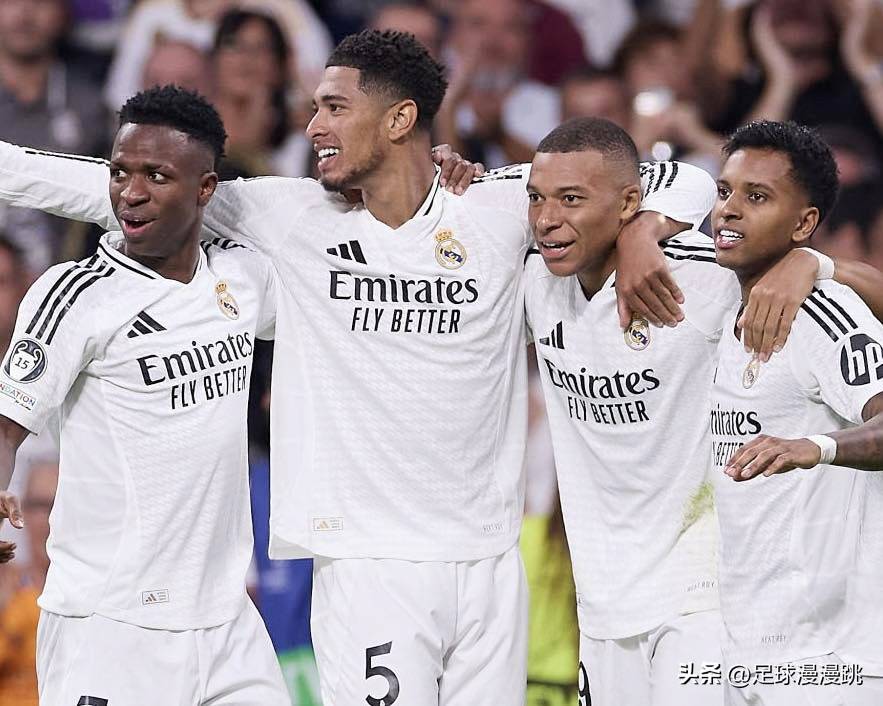 国家德比维尼修斯不满被换后，阿隆索让米利唐去跟他谈谈（国家德比维尼修斯对被换下不满，阿隆索指派米利唐上前沟通）