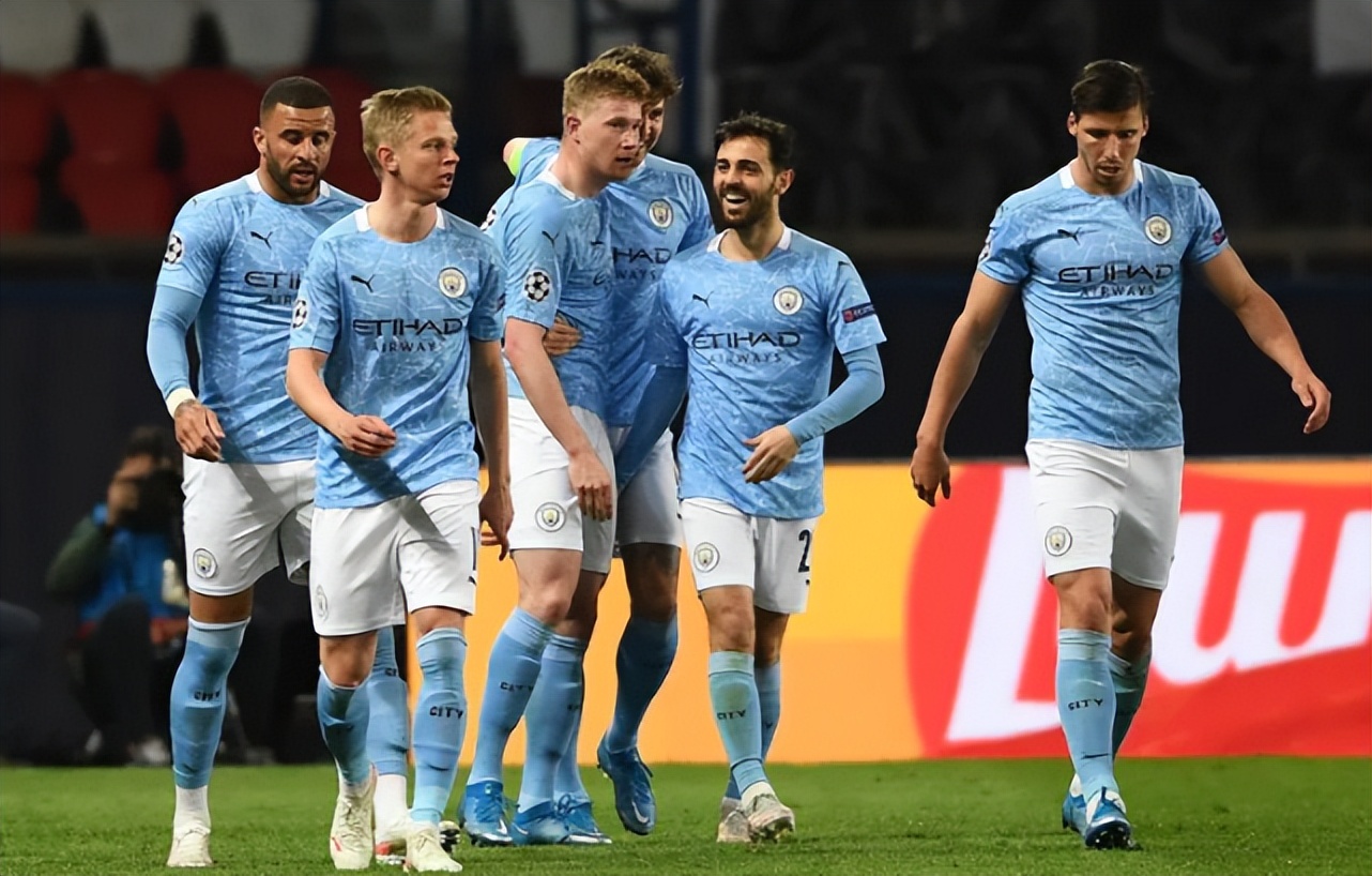 半场战报：马略卡1-0赫塔费，韦达特-穆里奇建功（半场战况：马略卡1-0领先赫塔费，韦达特·穆里奇破门）