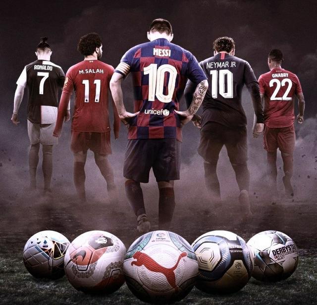 翻修球场，“连滚带爬”为的是“从从容容”（修缮球场，眼下“快马加鞭”，只为将来“从容不迫”）