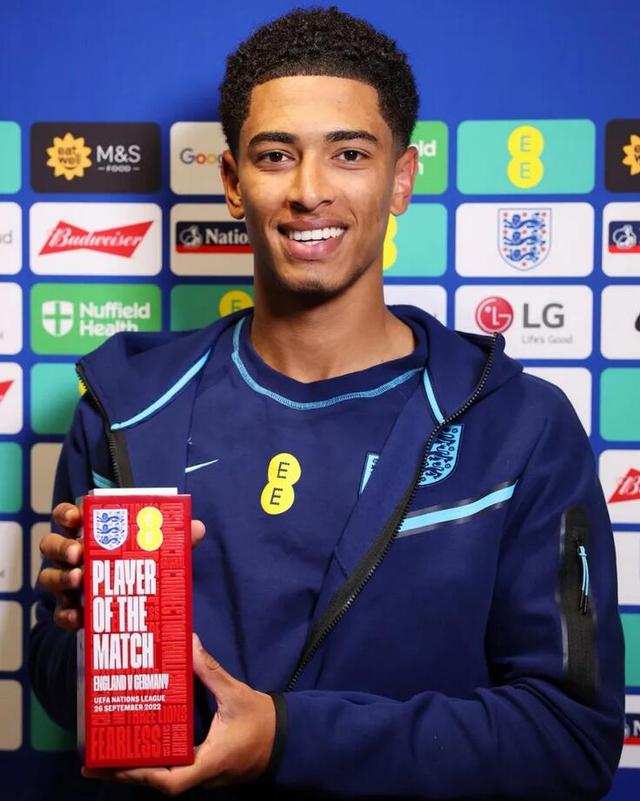 同班同学，2022赛季从中冠冲乙的四支球队已有三支冲超（2022赛季中冠升乙四队中已有三队冲超）